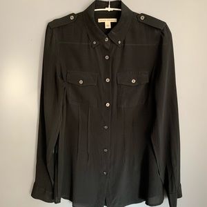 Banana Republic pure silk fitted blouse size 2